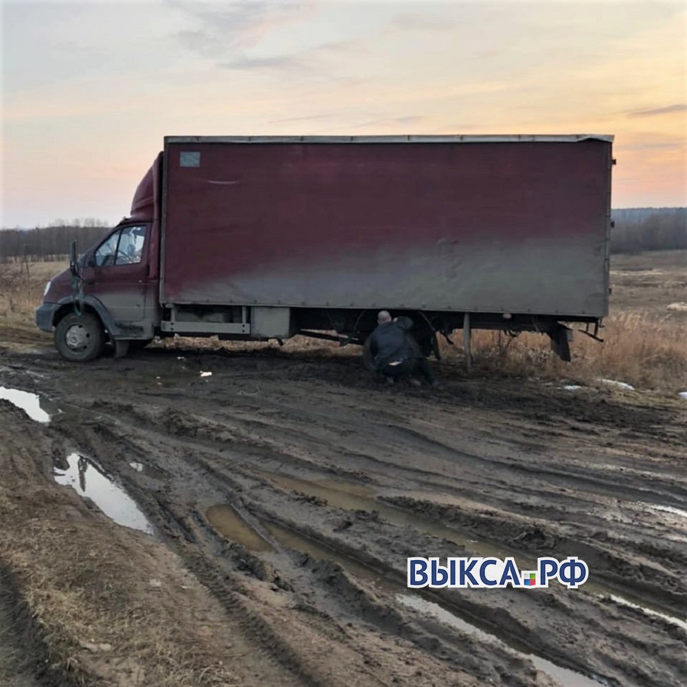 Скорая помощь застряла по дороге к больному ребёнку в Досчатое